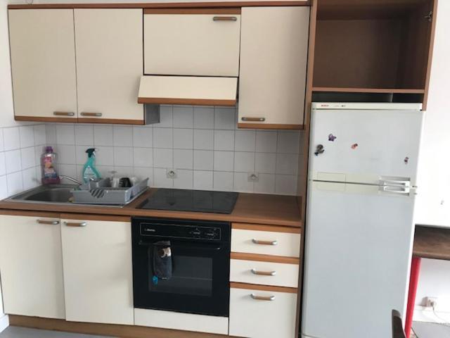 58m2 Calme Et Lumineux - Metro A 5 Min Apartment *